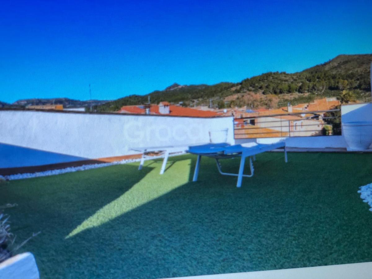 A&E.Escornalbou Bed & Breakfast Vilanova de Escornalbou Екстериор снимка
