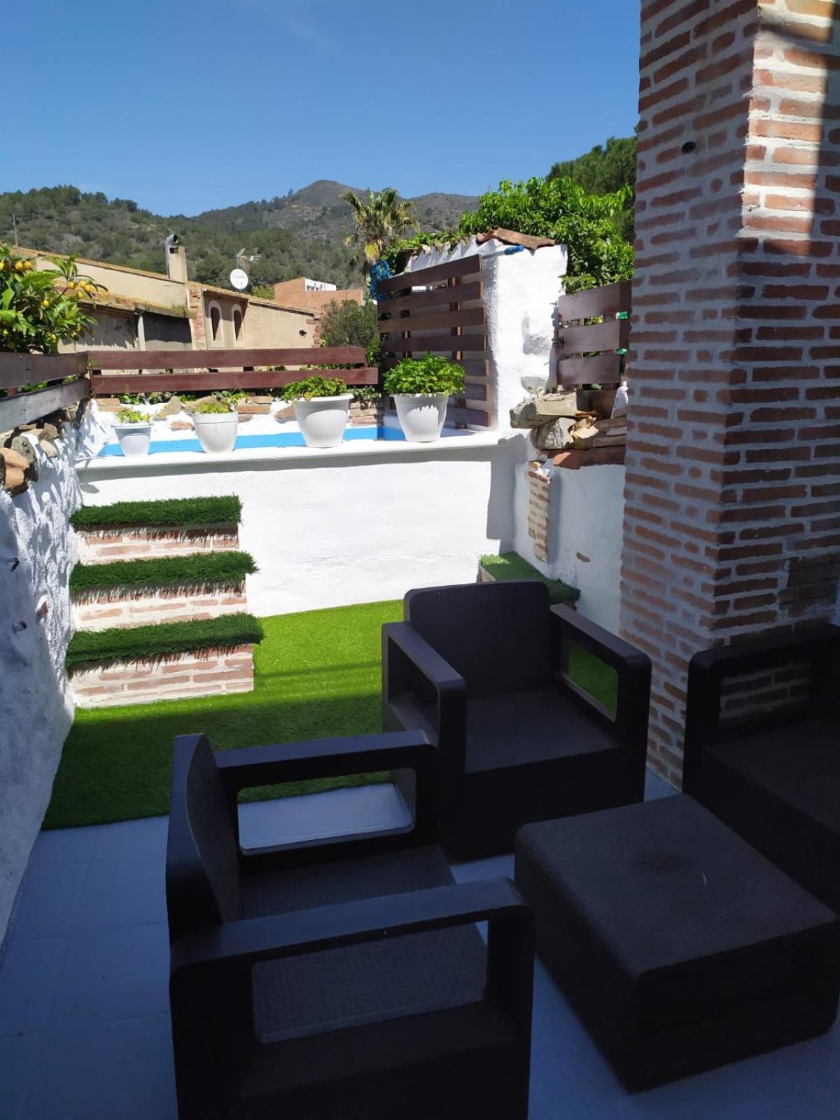 A&E.Escornalbou Bed & Breakfast Vilanova de Escornalbou Екстериор снимка
