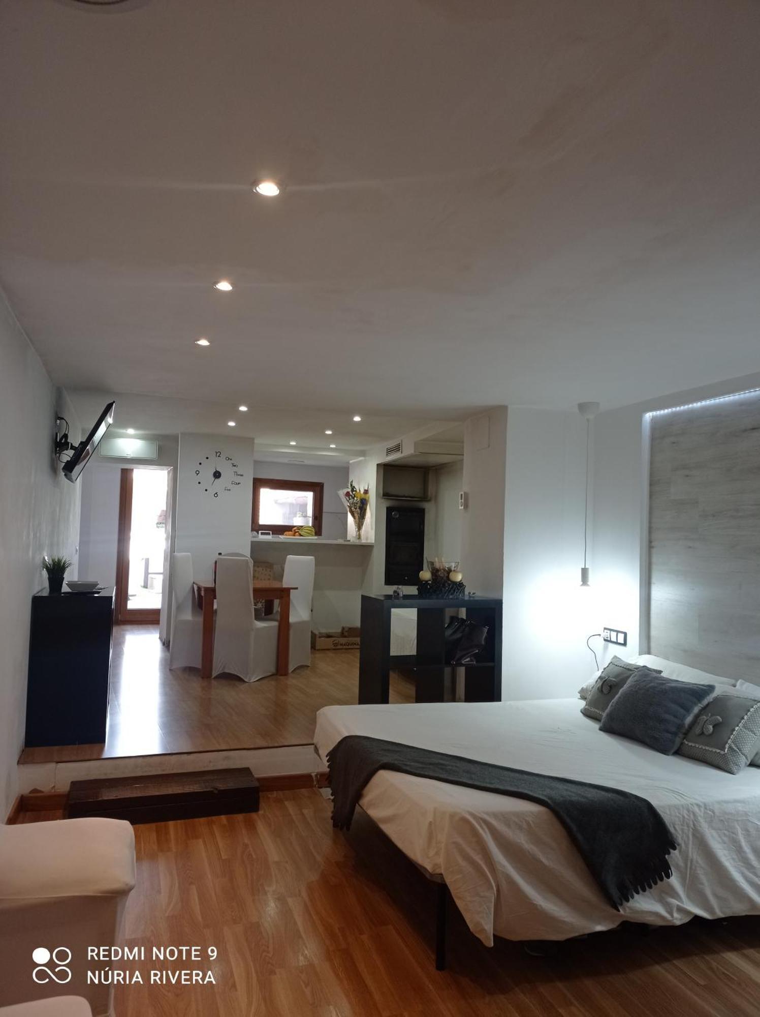 A&E.Escornalbou Bed & Breakfast Vilanova de Escornalbou Екстериор снимка